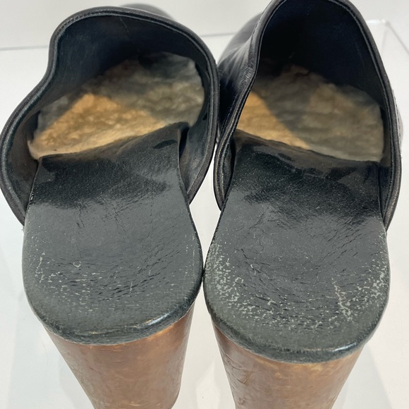 UGG CLOGS - Picture 4 of 8